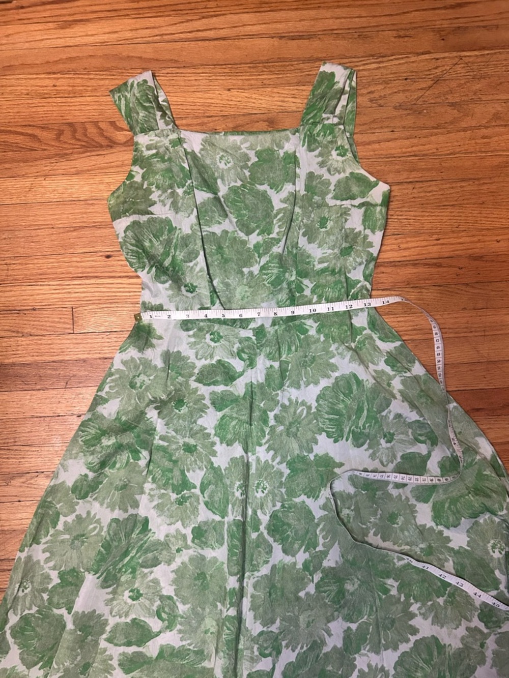 Raw Silk Vintage Green Floral Fit-and-Flare Dress - Picture 3 of 5